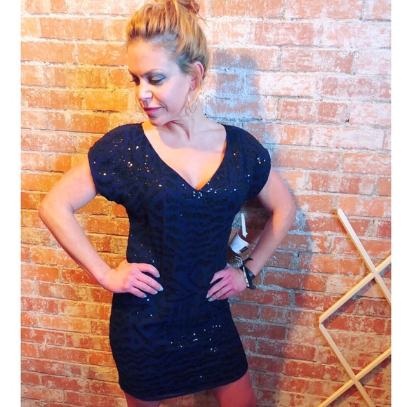 Trina Turk Navy Sequin Dress NWT - Picture 3 of 7